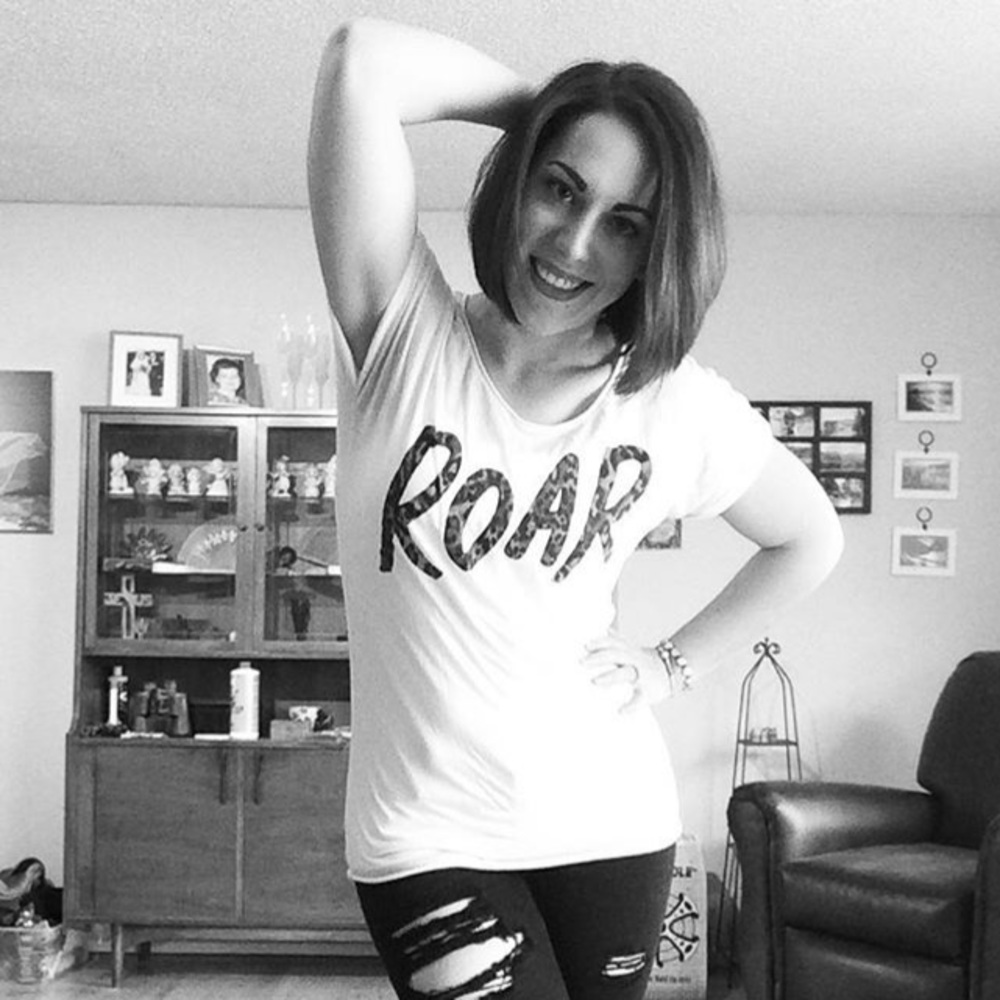 PINK Roar Tee